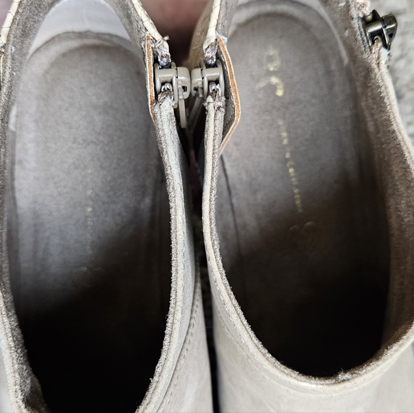 BC Footwear Womens Beige Western Snakeskin Heel Side-zip Ankle Booties Size 9 - Picture 7 of 10